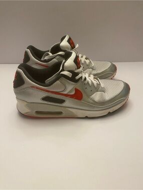 Nike Men's Gray White and Red Athletic Shoes